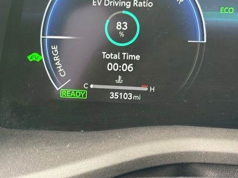 Used 2025 Toyota Camry XSE image 4