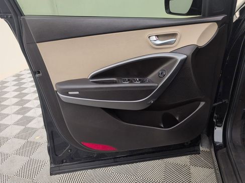 Used 2018 Hyundai Santa Fe Sport w/ 2.4L Value Package 02 image 32