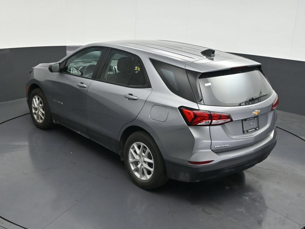 Used 2024 Chevrolet Equinox LS FWD image 17