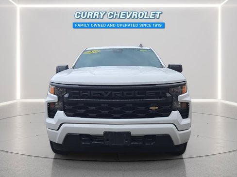 Used 2022 Chevrolet Silverado 1500 Custom image 3