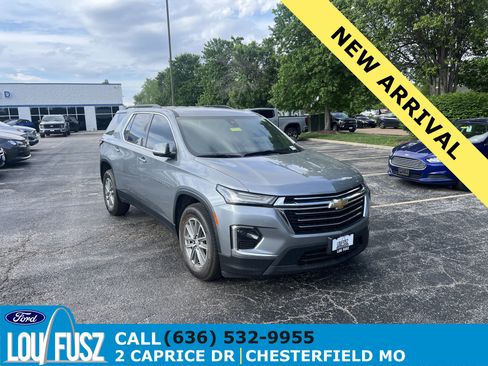 Used 2023 Chevrolet Traverse LT AWD/4WD image 1