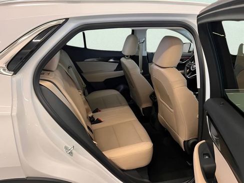 Used 2024 Buick Envision Preferred AWD/4WD image 8