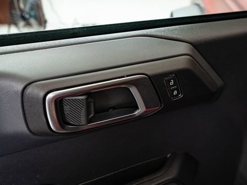 Used 2025 Ford Bronco Big Bend w/ Black Diamond Package AWD/4WD image 25