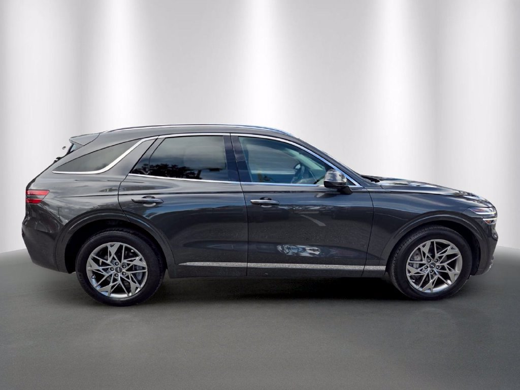 Used 2025 Genesis GV70 2.5T AWD/4WD image 2
