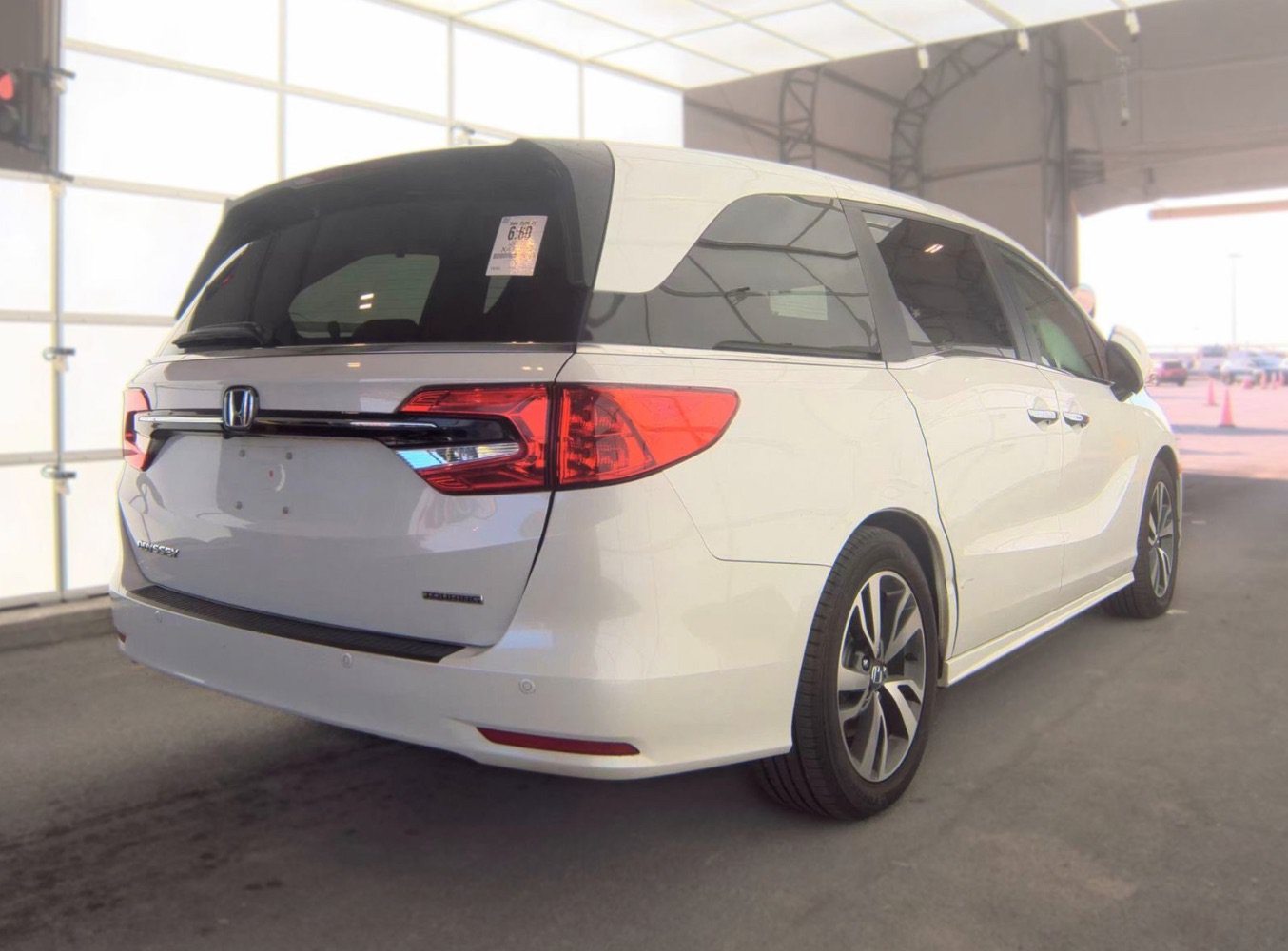 Used 2022 Honda Odyssey Touring image 4