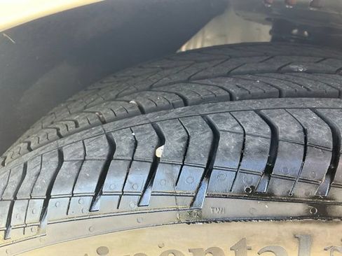 Used 2026 Buick Envista Avenir FWD image 12