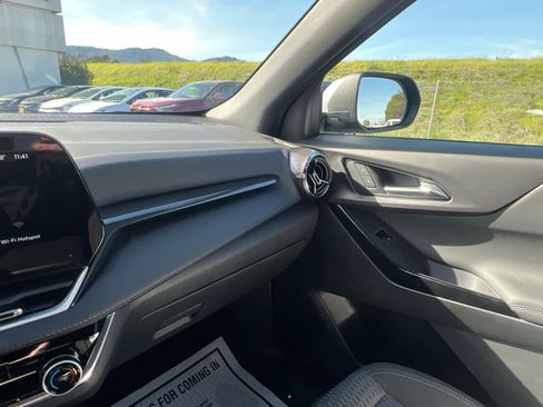 Used 2025 Chevrolet Equinox LT image 21