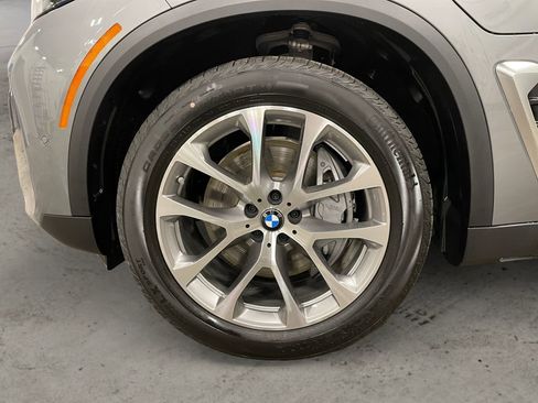 New 2026 BMW X5 xDrive50e image 14