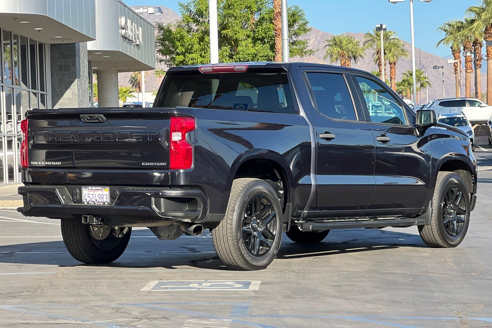 Used 2022 Chevrolet Silverado 1500 Custom RWD image 5