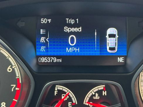 Used 2017 Ford Focus ST image 56