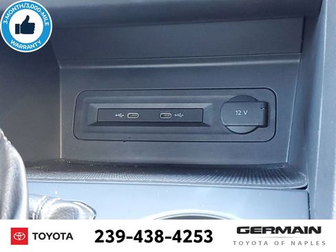 Used 2021 Volkswagen Atlas Cross Sport S image 32