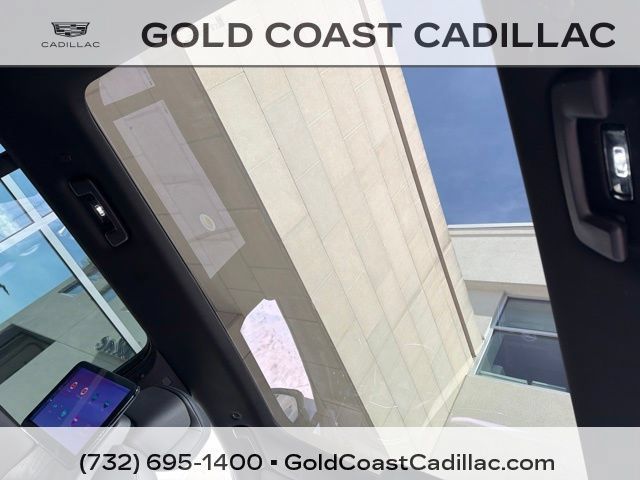 Used 2026 Cadillac Escalade IQL Sport 1 w/ LPO, ONYX Package AWD/4WD image 16