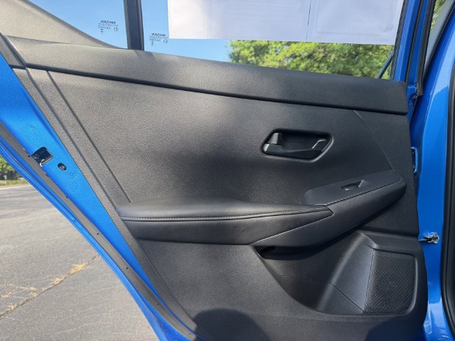 Used 2025 Nissan Sentra SV FWD image 29