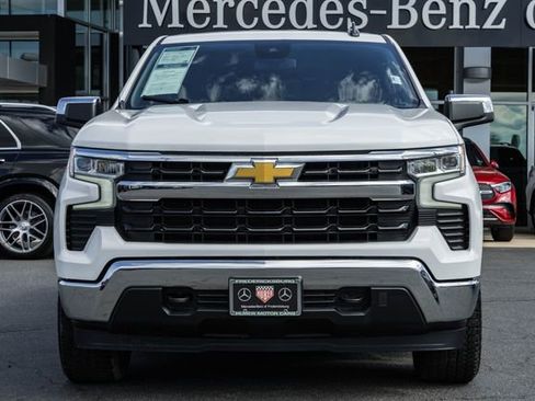 Used 2023 Chevrolet Silverado 1500 LT AWD/4WD image 2
