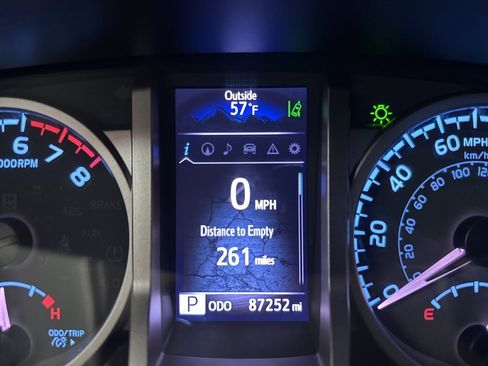 Used 2021 Toyota Tacoma SR5 image 26