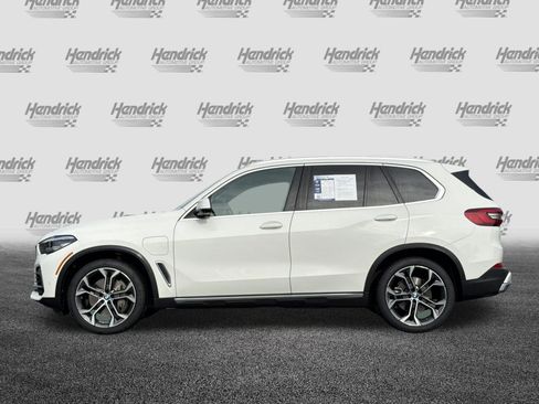 Used 2021 BMW X5 xDrive45e w/ Premium Package image 8