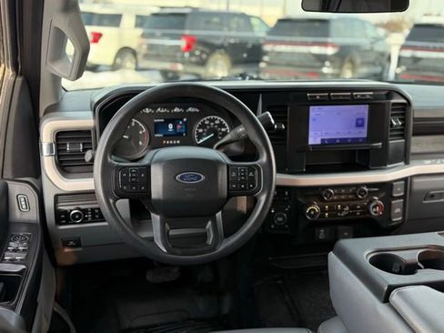 Used 2024 Ford F250 XL w/ FX4 Off-Road Package image 5
