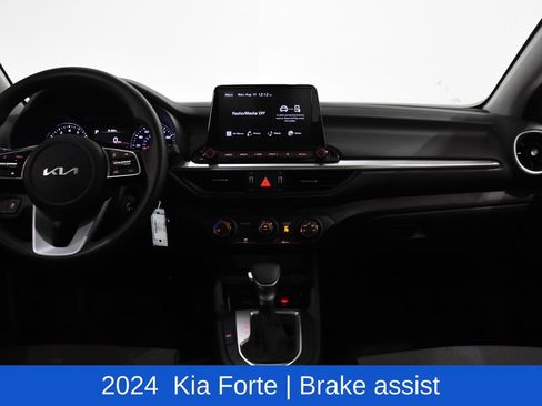 Used 2024 Kia Forte LXS FWD image 8
