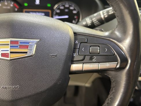 Used 2021 Cadillac XT4 Luxury w/ Driver Awareness Package FWD image 14