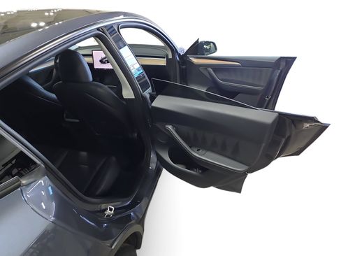 Certified 2023 Tesla Model Y Long Range AWD/4WD image 12