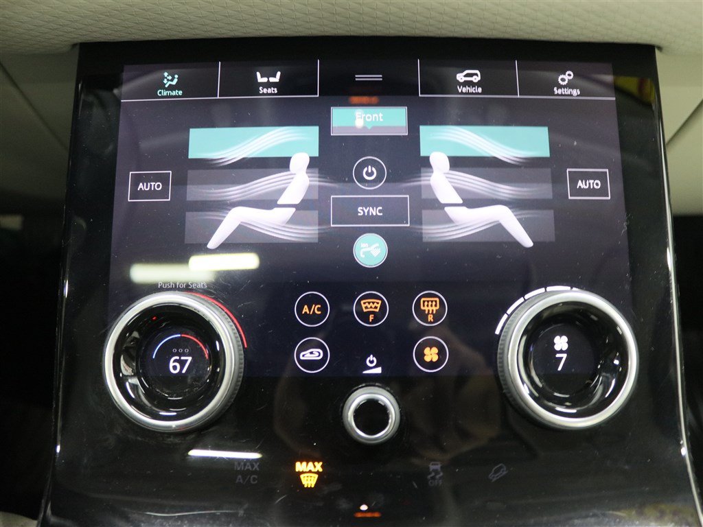 Used 2020 Land Rover Range Rover Velar S AWD/4WD image 27