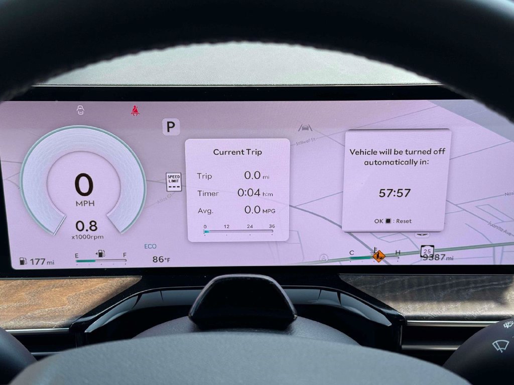 Certified 2025 Genesis GV80 2.5T Select AWD/4WD image 25