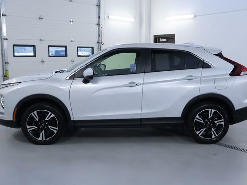 Used 2025 Mitsubishi Eclipse Cross SE AWD/4WD image 4