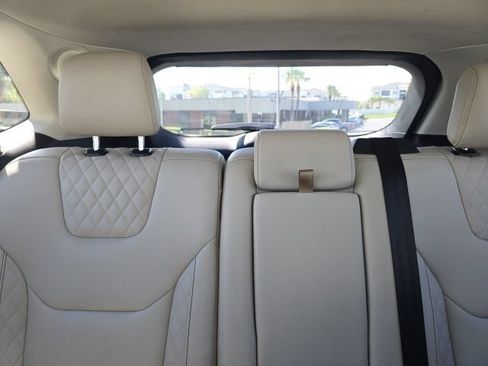 Used 2024 Ford Edge Titanium AWD/4WD image 16