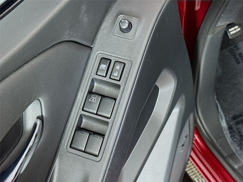 Certified 2022 Nissan Frontier SV w/ SV Premium Package RWD image 19