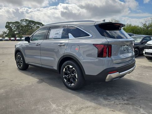 New 2026 Kia Sorento S FWD image 6