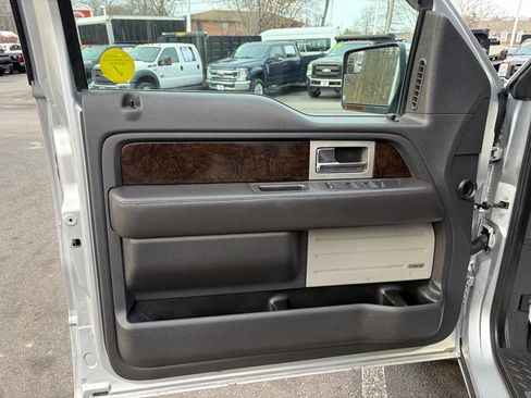 Used 2014 Ford F150 Platinum image 20