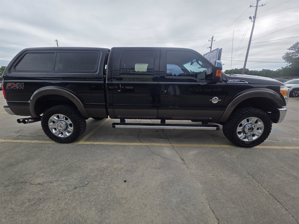 Used 2016 Ford F250 Lariat w/ Lariat Ultimate Package AWD/4WD image 1