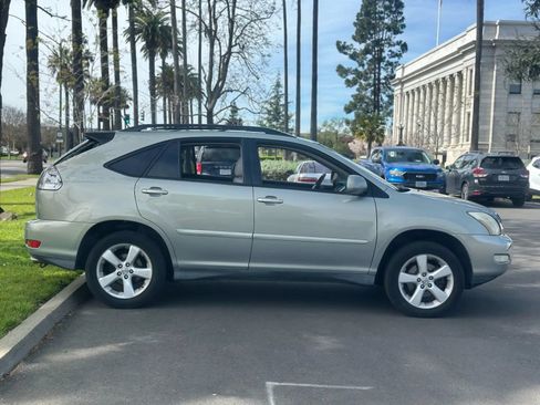 Used 2004 Lexus RX 330 FWD image 5