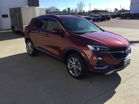 Used 2023 Buick Encore GX Essence w/ Experience Buick Package image 4