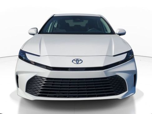 Used 2025 Toyota Camry LE FWD image 2