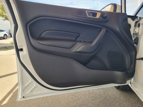 Used 2014 Ford Fiesta Titanium FWD image 15