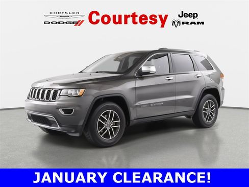 Used 2019 Jeep Grand Cherokee Limited w/ Trailer Tow Group IV image 8