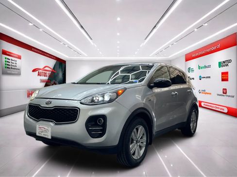 Used 2017 Kia Sportage LX AWD/4WD image 4