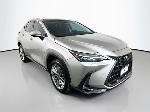 Used 2022 Lexus NX 350h AWD image 3
