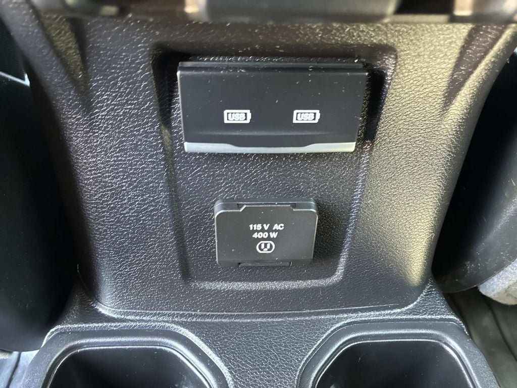 Used 2021 Jeep Gladiator Rubicon AWD/4WD image 19