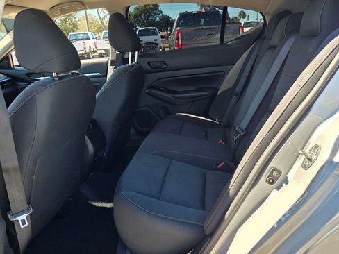 Used 2023 Nissan Altima 2.5 SV image 13