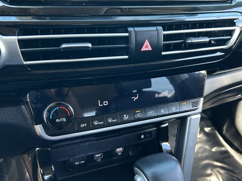 Used 2021 Kia Seltos EX image 26