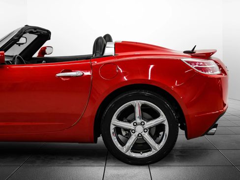 Used 2009 Saturn Sky Red Line RWD image 21