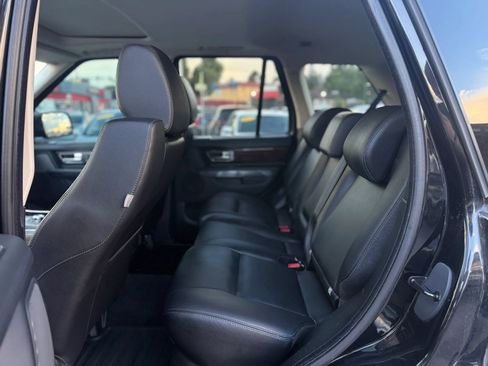 Used 2011 Land Rover Range Rover Sport HSE AWD/4WD image 14