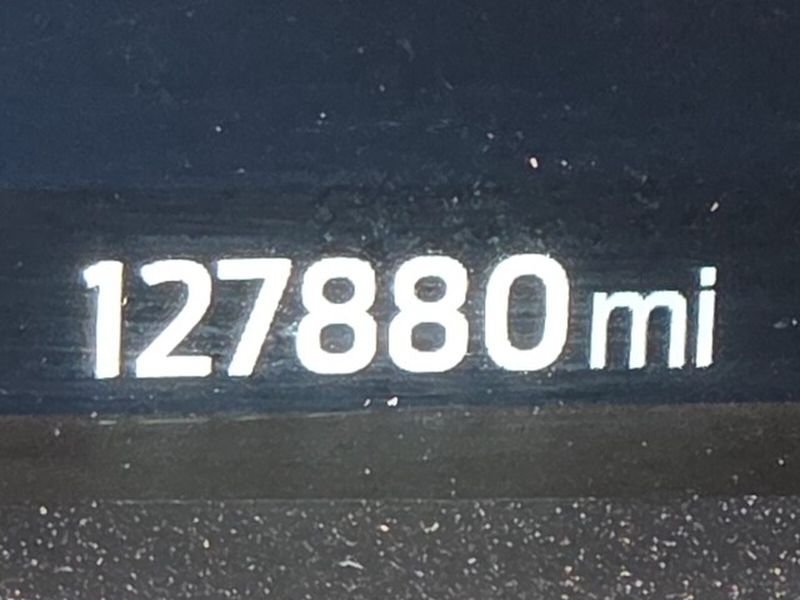 Used 2021 Ford F150 Lariat w/ Equipment Group 502A High AWD/4WD image 25