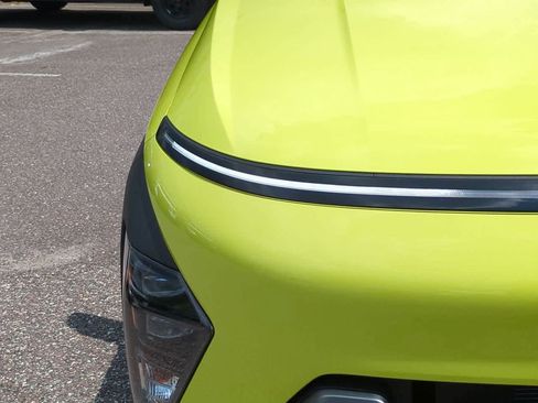 Used 2025 Hyundai Kona SEL AWD/4WD image 10