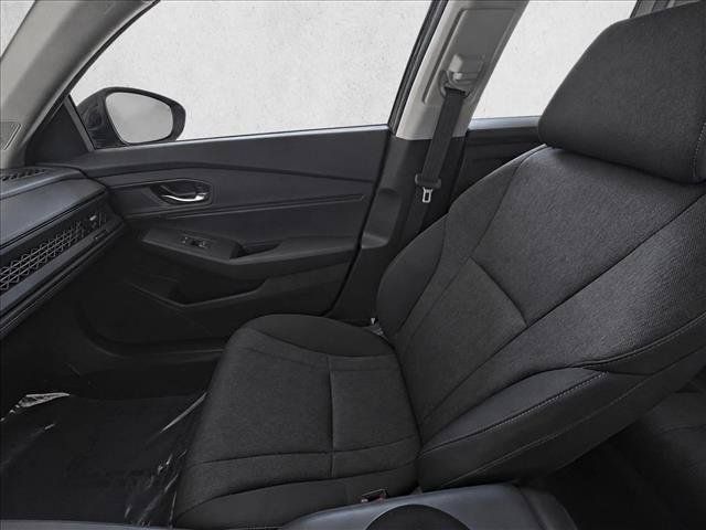 Used 2025 Honda Accord SE image 28