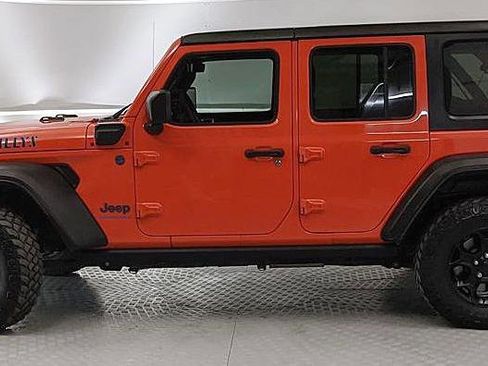 Used 2023 Jeep Wrangler Unlimited image 5