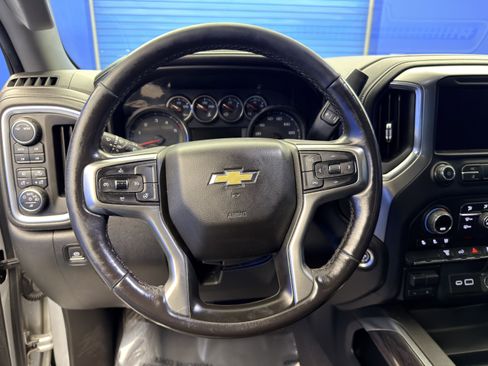 Used 2021 Chevrolet Silverado 2500 LTZ w/ LTZ Convenience Package AWD/4WD image 14