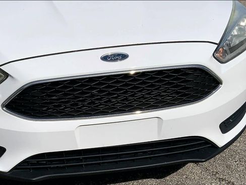 Used 2016 Ford Focus SE image 30